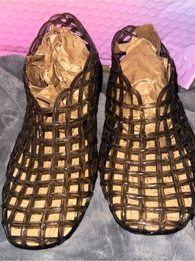 Olivia and kate  Brown Woven jelly Sandals
